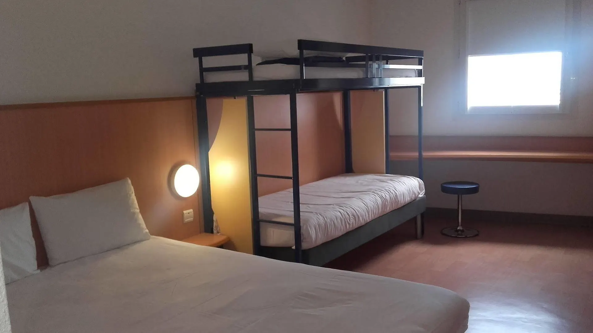 Hotel Ibis Budget Nice Californie Lenval