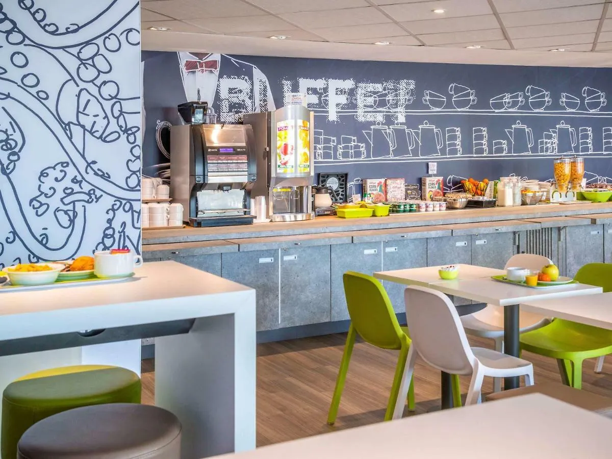 ** Hotel Ibis Budget Nice Californie Lenval France