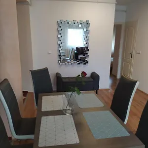 Kristály Apartman