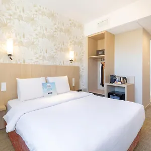 https://kyriad-avignon-palais-des-papes.fr-provencehotel.com