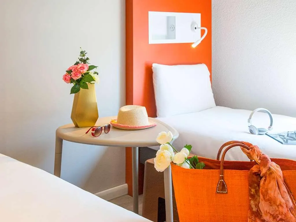 ** Hotel Ibis Budget Nice Californie Lenval France